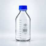 Simax GL45 Laboratory Bottle with Blue Cap, 1000 mL — supplier product photograph